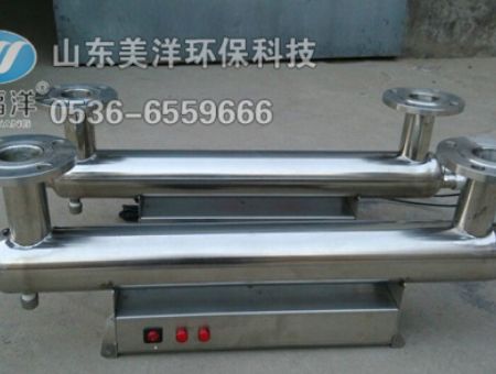 Ultraviolet disinfection device 