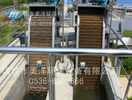 点击查看详细信息<br>标题：回转式格栅机 阅读次数：2968