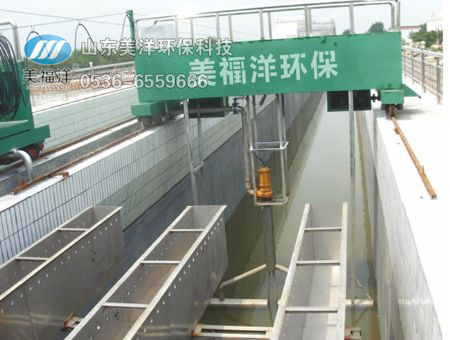 点击查看详细信息<br>标题：桁车式刮泥机 阅读次数：4218