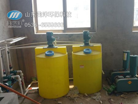 点击查看详细信息<br>标题：半自动加药装置 阅读次数：3675